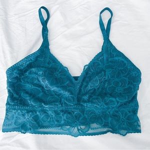 NWOT Victoria’s Secret PINK Bralette size medium